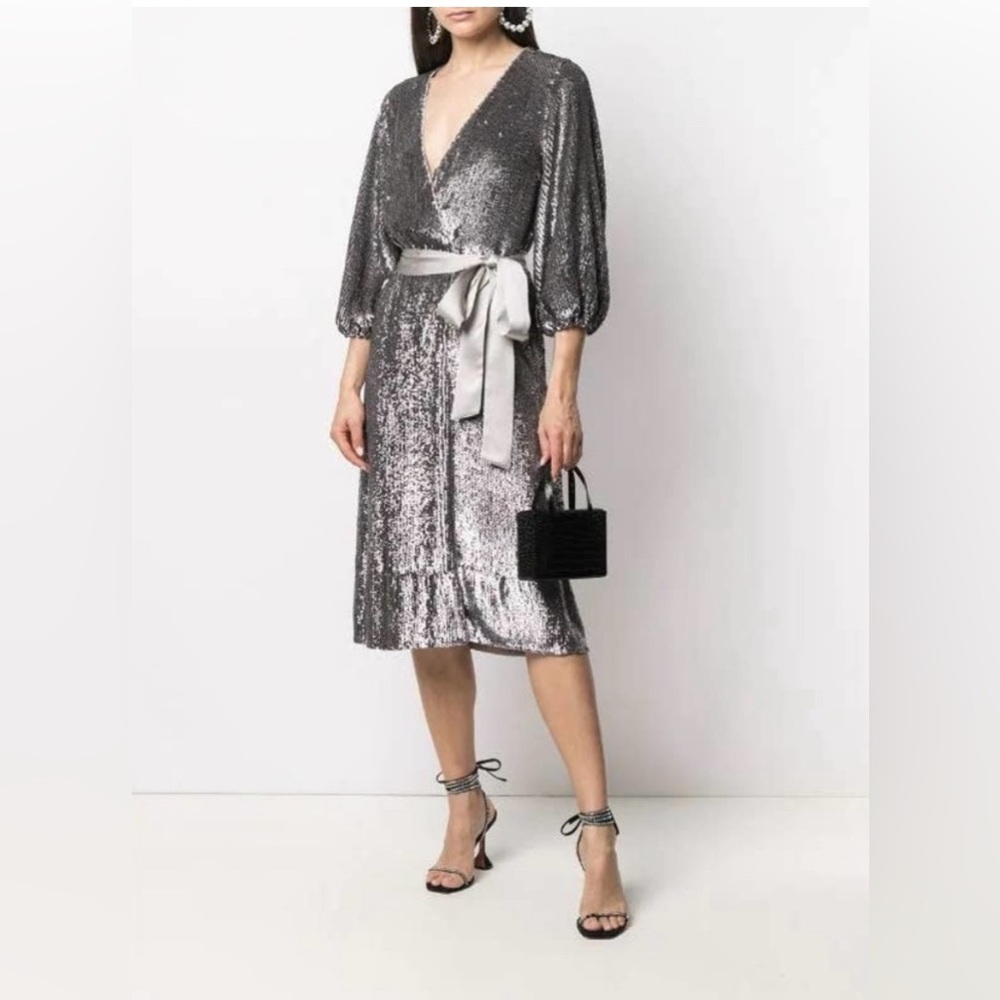 Alice + Olivia Anne Silver Sequin Wrap Midi Dress Size 4
